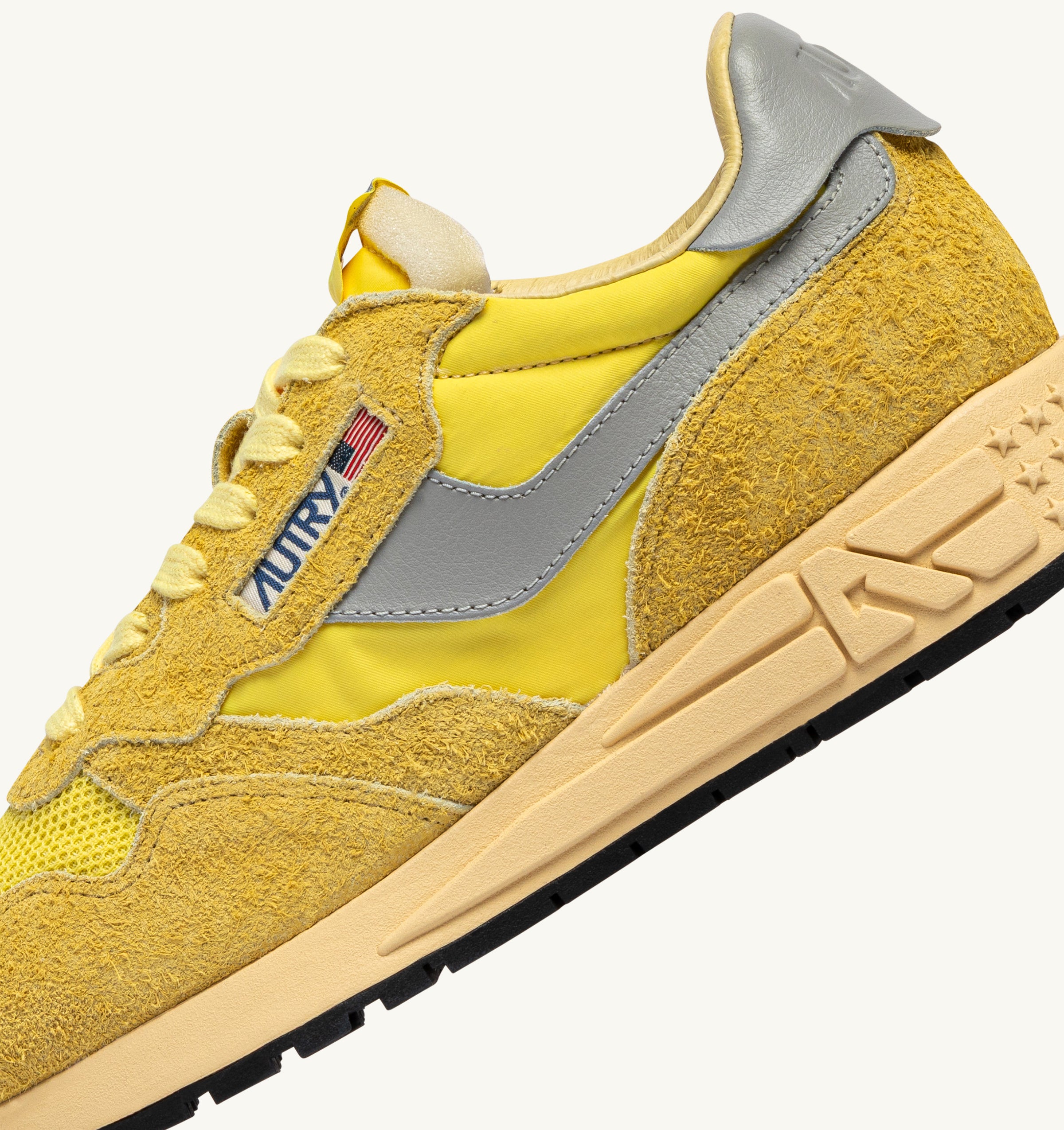 AUTRY Men Reelwind UT58 - Suede/Net Popcorn/Vapor